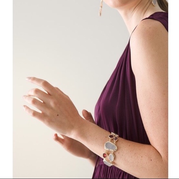 WHBM SHELL STONE TOGGLE BRACELET - Picture 2 of 2